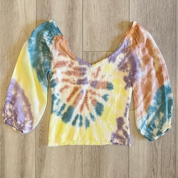 CHASER Small Top Smocked Double V Peasant Tie Dye Shirt Nice Condition! - Picture 3 of 8